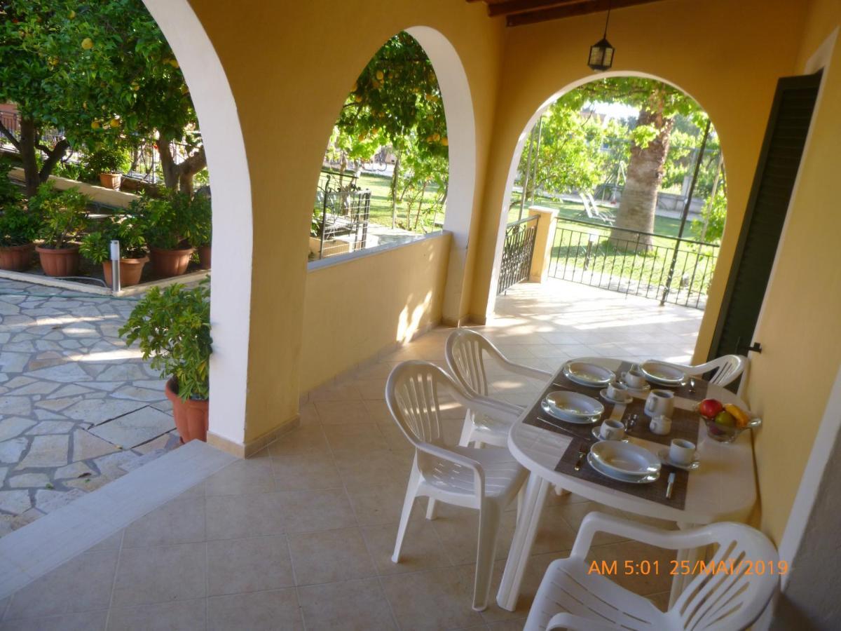 Bungalows Niki Acharavi  Exterior foto